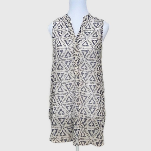 Lumiere Sleeves Hi-Low Printed Sheer Top Cream and Blue Triangle Print-Size S - Picture 2 of 7